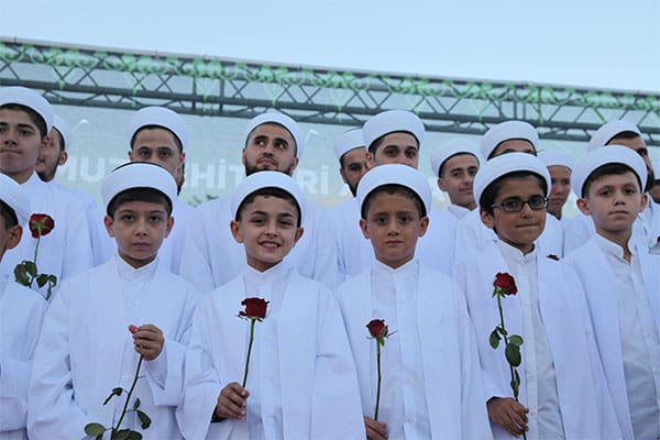 Yetim ve Öksüz Talebelere Burs Verildi